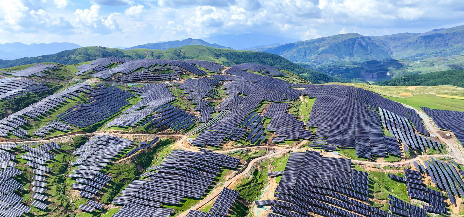 Integrates research and development, manufacturing, trading, and photovoltaic project construction.